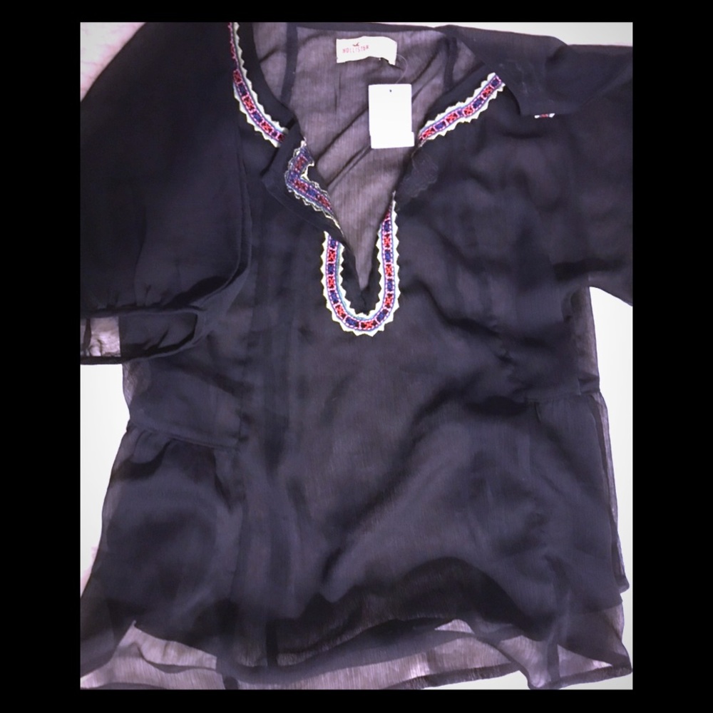 Women’s HOLLISTER top